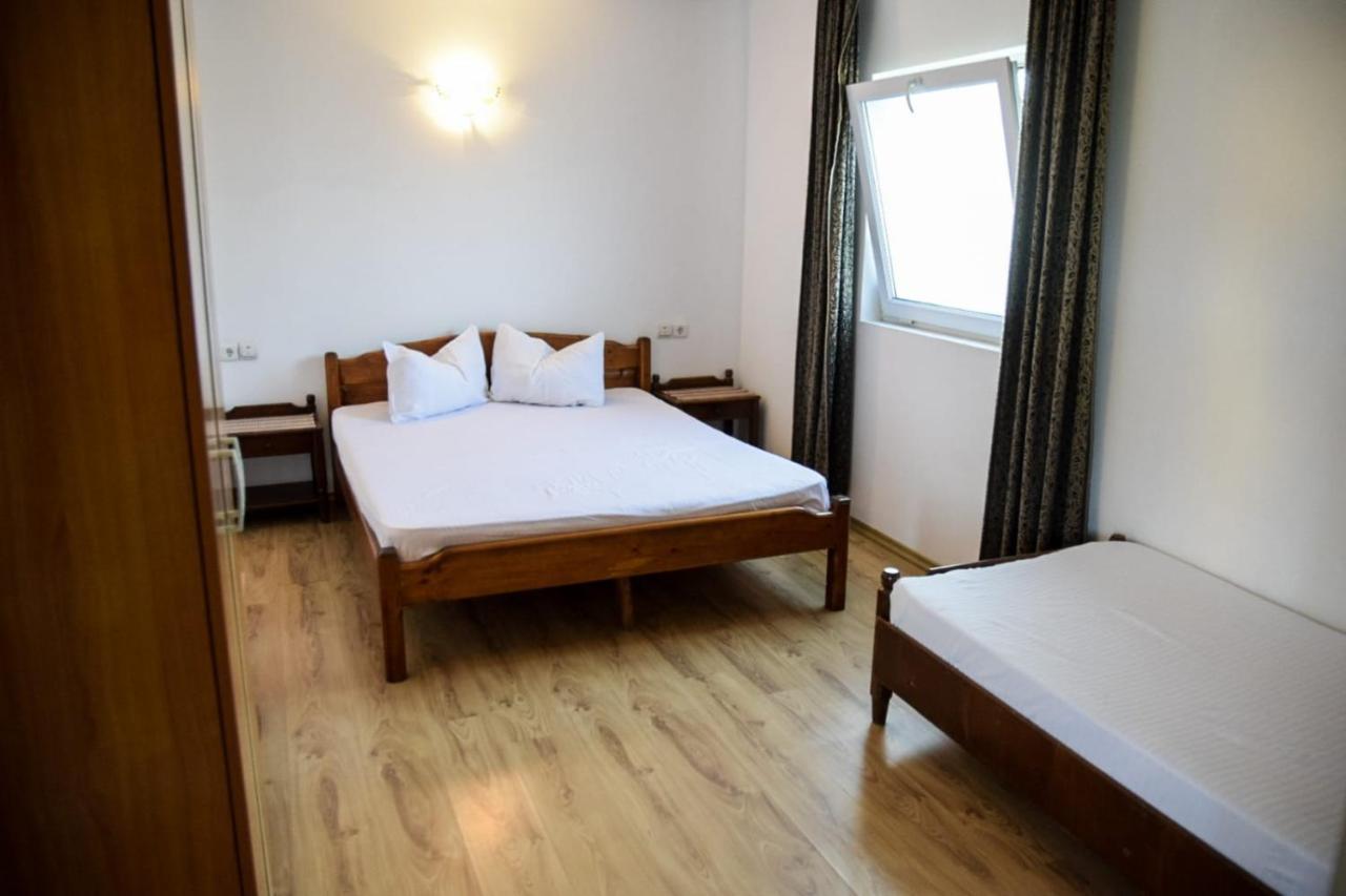 Vila Cata Costinesti Hotel Luaran gambar